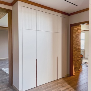 Шкаф 4-х дверный в гостиную