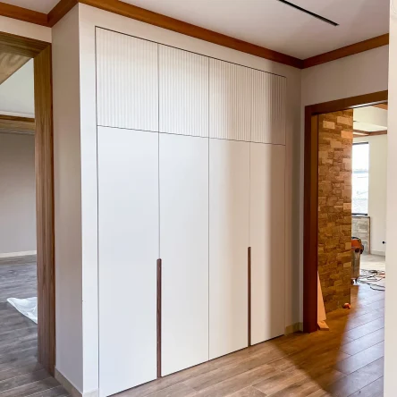 Шкаф 4-х дверный в гостиную